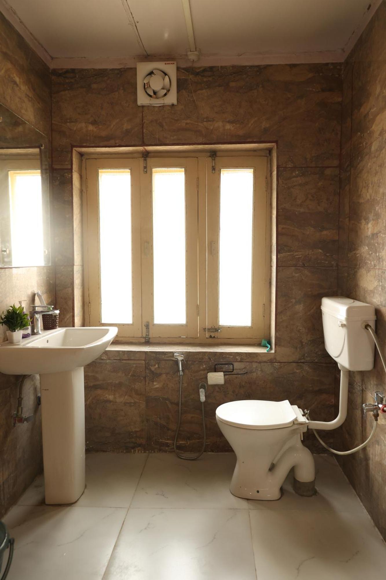 The Khayabaan - Luxurious Home Stay Away From Home Srīnagar 外观 照片